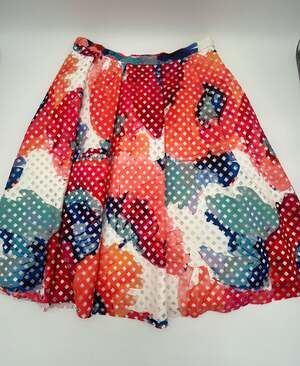Trina Turk Multi Color lazer cut Abstract Print Full Pleated Skirt, Size 6